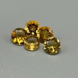 lot 94 image: 5.30 Carat Citrine Faceted Round Cut - Set of 5 Loose Stones