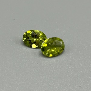 lot 111 image: 2.32 Carat Peridot Faceted Oval Cut - Set of 2 Loose Stones