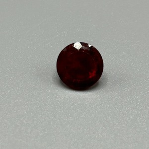 lot 133 image: 2.25 Carat Red Labradorite Faceted Round Cut