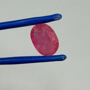 lot 143 image: 4.30 Carat Ruby Faceted Oval Cut
