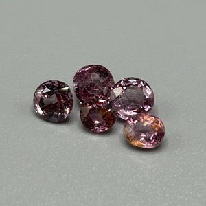 lot 211 image: 5.50 Carat Gems Faceted Mixed Cut - Assorted Lot of 5 Loose Stones