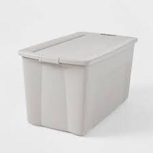 lot 32 image: 45gal Latching Wheeled Tote Gray - Brightroom