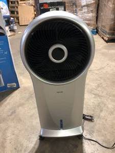 lot 13 image: NewAir 470 CFM, 3-speed Portable Evaporative Cooler and Fan for 250 sq.ft. Cooling Area   Customer Returns See Pictures