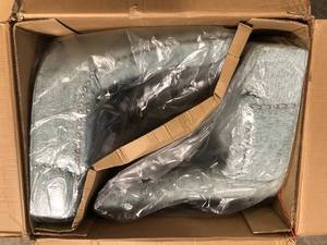lot 31 image: StyleWell Bakerford Aloe Blue Upholstered Dining Chair with Tufted Back (Set of 2)   Customer Returns See Pictures