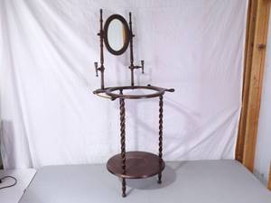 lot 16 image: Antique Homer Laughlin Chamber Pot Set and Wash Stand