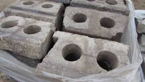 (3) Pallets Of Landscaping Block