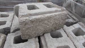 (6) Pallets of Landscaping Block