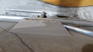 (1) Quarter Round Table