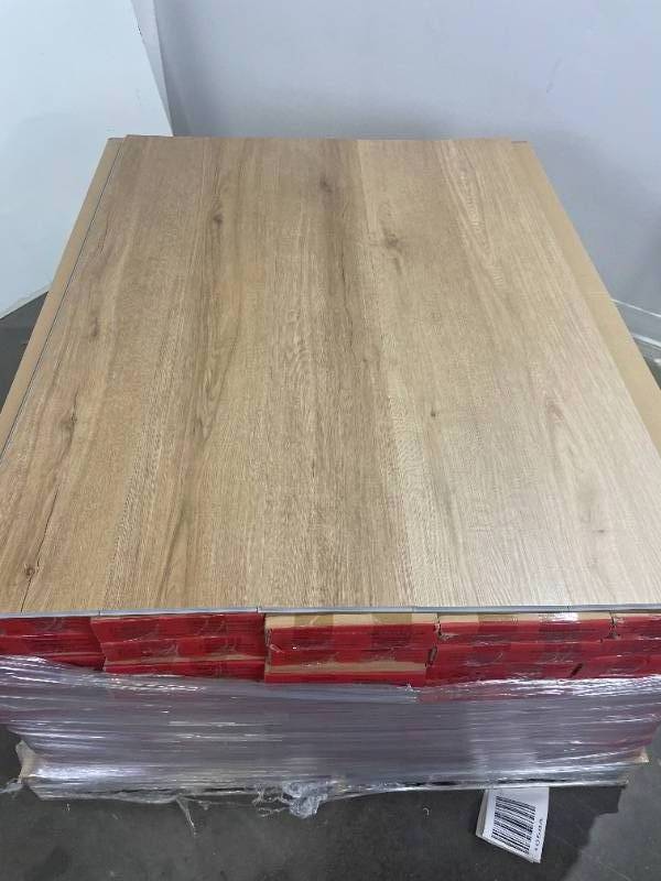 lot 121 image: 416 SQ Ft  SPC 20 mil wear layer Click together LVP Color Nutmeg - LVA