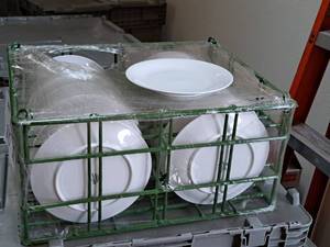 lot 187 image: Lot of (20) Leltmann-Weiden 7-12 Fine Porcelain Salad Plates with Rack