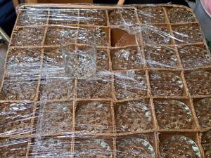 lot 162 image: Lot of (1 Case) 10-14oz Old Fshioned Glasses 36-count ( 36 total items ) with Rack