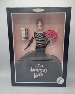 lot 60 image: 40th Anniversary Barbie Official First Shipment by Mattel