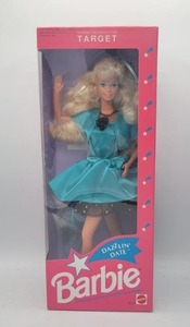 lot 48 image: Vintage Mattel Barbie Dazzlin Date Barbie