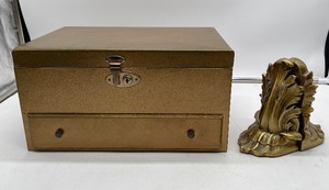 lot 55 image: Vintage Jewelry Box and Brass Bookends
