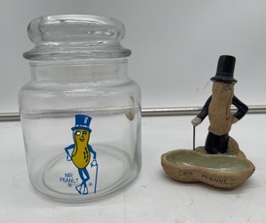 lot 127 image: Vintage Mr. Peanut Bisque Trinket Holder Japan 4 and jar