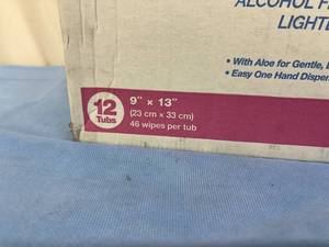 lot 108 image: 1 Case (12 each) Dynarex Dyna Care 1314 46-Pack 9 x 13 Alcohol-Free Extra Soft Lightly Scented Premoistened Washcloths 
