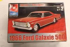 AMT ERTL 1996 Ford Galaxie 500