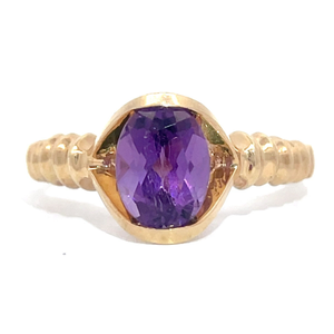 lot 22 image: Oval Amethyst Solitaire Orbital Halo Ribbed Ring in Yellow Gold VIDEO