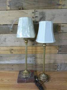 lot 11 image: Set of 2 Decorative Buffet Lamps