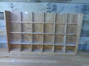 lot 37 image: 36 x 21 24 Bin Organizer