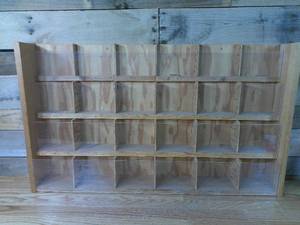 lot 38 image: 36 x 21 24 Bin Organizer