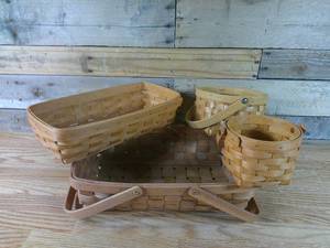 lot 131 image: Set of 4 Wicker Woven Baskets