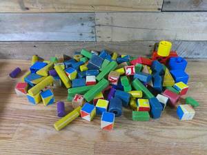 lot 132 image: Mixed Lot of Kids Blocks
