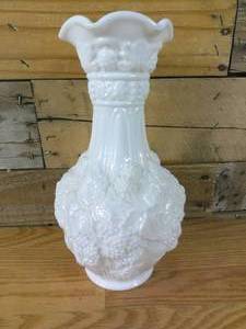 lot 133 image: 1960 Vintage Imperial Milk Glass Vase
