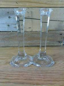 lot 138 image: Set of 2 Glass Candle Stick Holders
