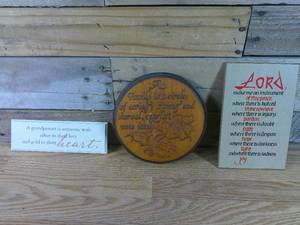 lot 147 image: Set of 3 Small Wooden Affirmation Plaques