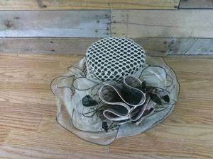 lot 166 image: Official Kentucky Derby Hat