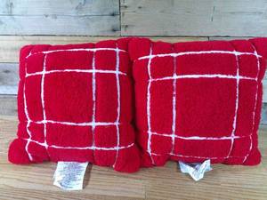 lot 171 image: Set of 2 Faux Shearling Plaid Christmas Square Throw RedWhite - Wondershop