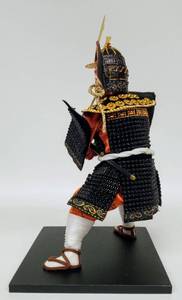 lot 10 image: Vintage Samurai Figure with Katana and Display Case #2
