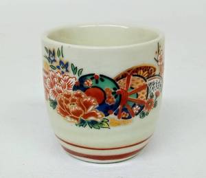 lot 50 image: Vintage ASAHI Samurai coasters with Chopsticks and Sake Cup