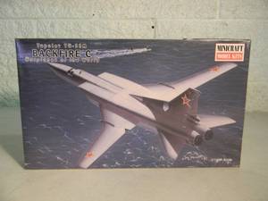 NEW IN BOX - MINICRAFT MODEL KITS 1144 SCALE TUPOLEV TU-22M BACKFIRE C #14431 - GREAT PIECE - SEE PICTURES