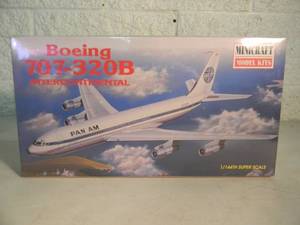 NEW IN BOX - MINICRAFT MODEL KITS 1144 SCALE BOEING 707-320B INTERCONTINENTAL #14450 - GREAT PIECE - SEE PICTURES