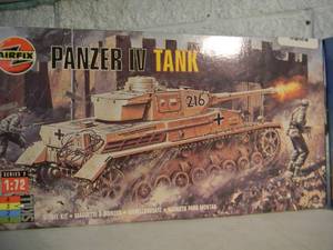 NEW SEALED IN BOX - AIRFIX 172 SCALE MODEL KIT TIGER I TANK #01308 & PANZER IV TANK #02308 - GREAT PIECES - SEE PICTURES