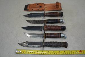 lot 27 image: 5 Fixed Blade Hunting Knives with Sheath