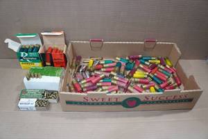 lot 72 image: Assorted Ammo - .32 S&W, Shotshells, .22 LR