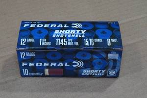 lot 133 image: 10 Federal Shorty 12 Gauge 1-34 8 Shot Shotshells