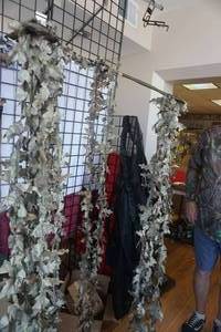 lot 7 image: Ameristep Brand Tree Stand Leaf Camo Concealment Blind With Mounting Bracket