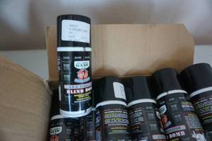 lot 15 image: 10 - All About Game Brand 2.5 Spray Cans Blind Bomb Hunting Blind Eliminator