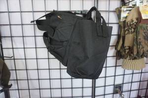 lot 121 image: Allen Shooters Fanny Pack