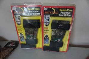 lot 157 image: 2 - Bow Legger Hands Free Personal Boot Attach Bow Holders