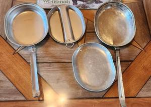 lot 25 image: Metal Winona Minnesota Sign & 2 US Military Mess Kits 1918 & 1982
