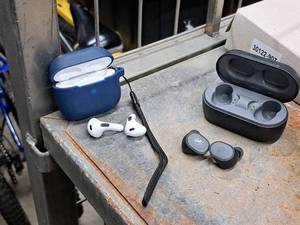 lot 191 image: Lot of (2) Sets of Earbuds with Charger Case