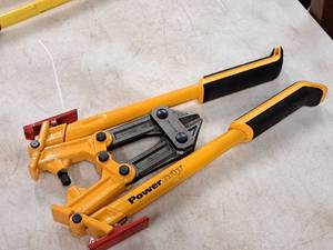 lot 179 image: Power Grip 24 Folding Bolt Cutter