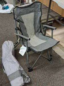 lot 38 image: Childrens Folding Chair with Carry Bag