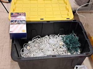 lot 50 image: Assorted Christmas Lights, Titan Pro Commercial GutterShingle Light Clips