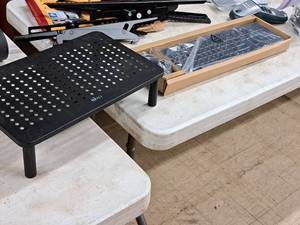 lot 70 image: Wali Monitor Stand  Adjustable Height with Keyboard and Mouse